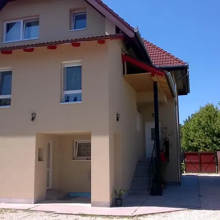 Apartment Zoe Apartman Siofok
